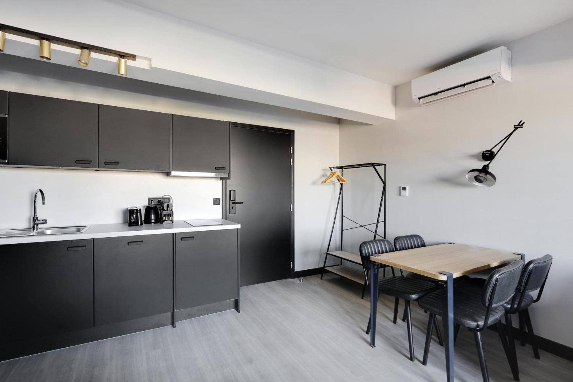 Pick A Flat'S Apartments In In Parc Des Buttes Chaumonts - Rue Edouard Pailleron パリ エクステリア 写真